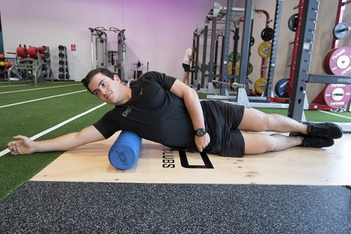 The Best Shoulder Foam Roller Exercises to Improve Pain and Stability ...